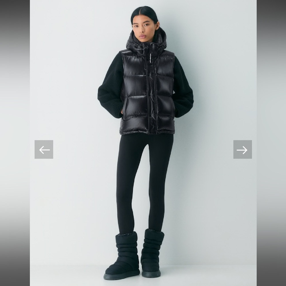 Aritzia Superpuff super puff Vest black Glossy Size small new with tags black